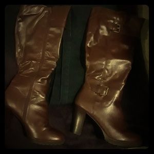 **customer give away*** Knee high zip up boots